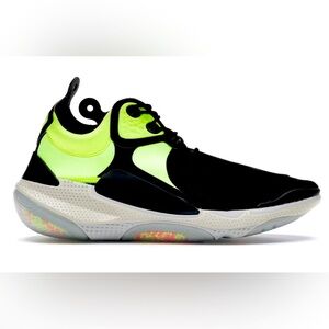 Nike Joyride CC3 in Neon